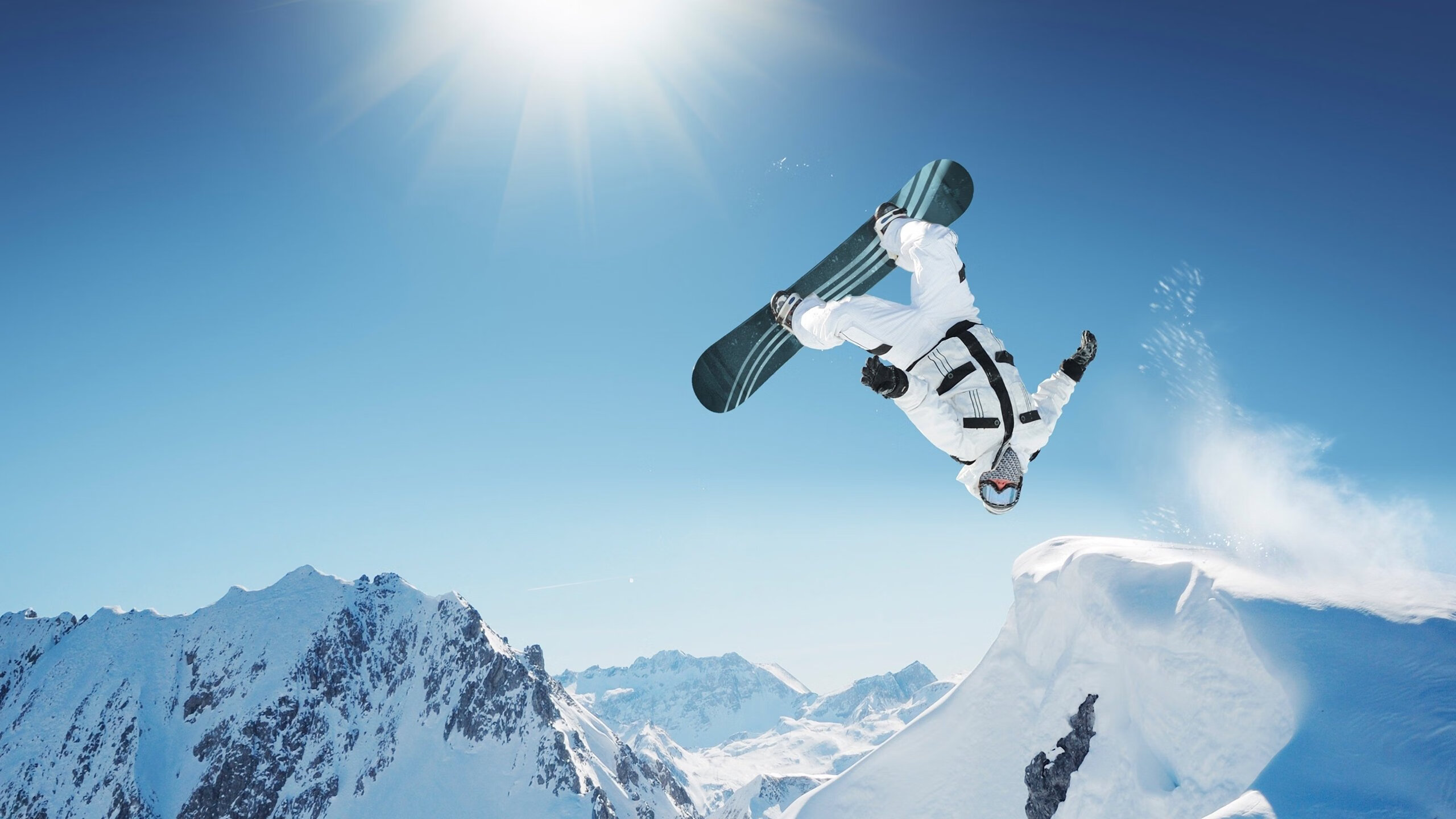 青少年足球公益项目走进农村,惠及偏远地区儿童,青少年足球训练基地